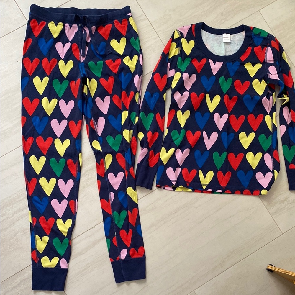 Hanna Andersson Colorful Heart Pattern Woman’s Pajamas